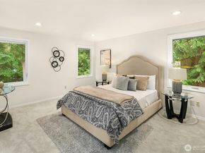 24106 NE 6th Place, Sammamish WA 98074