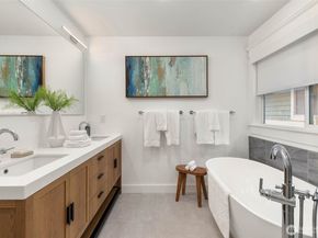 7527 45th Avenue NE, Seattle WA 98115