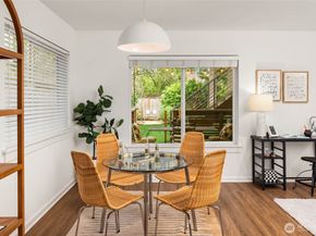 7527 45th Avenue NE, Seattle WA 98115