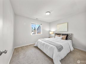 376 Graham Avenue NE, Renton WA 98059