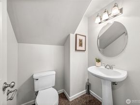 376 Graham Avenue NE, Renton WA 98059