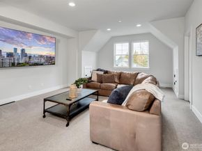 12143 NE 170th Place, Bothell WA 98011