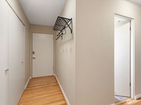 330 W Olympic Place 407, Seattle WA 98119