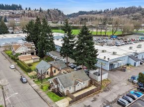 1203 N 2nd Street, Renton WA 98057