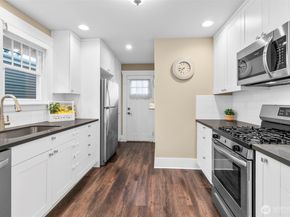 1203 N 2nd Street, Renton WA 98057