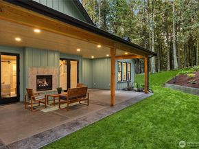 7535 NE West Port Madison Road, Bainbridge Island WA 98110