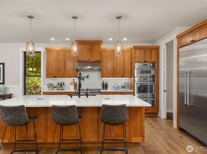 7535 NE West Port Madison Road, Bainbridge Island WA 98110