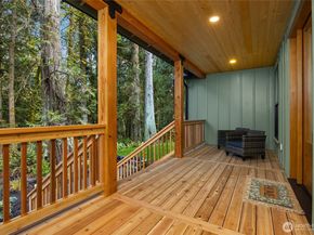 7535 NE West Port Madison Road, Bainbridge Island WA 98110