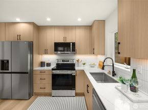 14321 C Interlake Avenue N, Seattle WA 98133