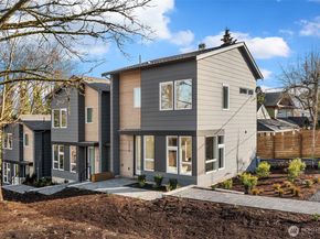 7324 7th Place SW B, Seattle WA 98106
