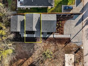 7324 7th Place SW B, Seattle WA 98106