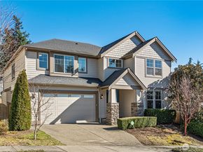 610 Field Place NE, Renton WA 98059