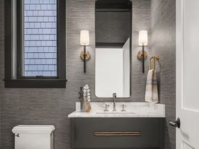 1027 McGilvra Boulevard E, Seattle WA 98112