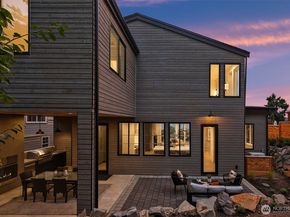 1027 McGilvra Boulevard E, Seattle WA 98112