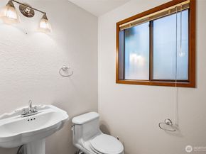 2128 140TH Place SE, Mill Creek WA 98012