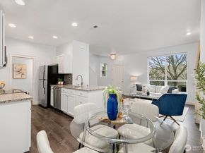 2285 NE Natalie Way, Issaquah WA 98029