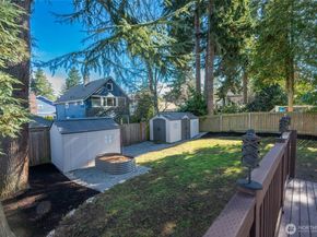 4570 36th Avenue W, Seattle WA 98199