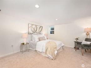 4570 36th Avenue W, Seattle WA 98199