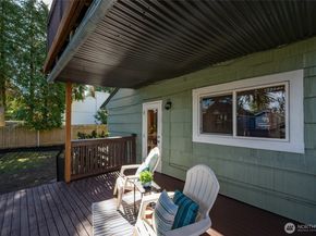 4570 36th Avenue W, Seattle WA 98199