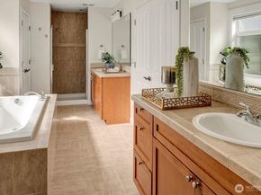 412 15th Avenue, Kirkland WA 98033