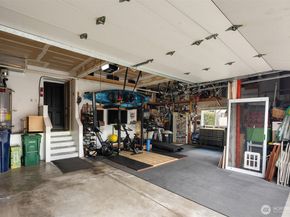 15749 142nd Place SE, Renton WA 98058