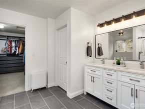 15749 142nd Place SE, Renton WA 98058