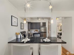 7106 California Avenue SW 101, Seattle WA 98136