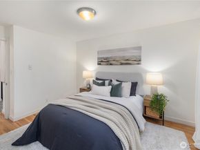 7106 California Avenue SW 101, Seattle WA 98136