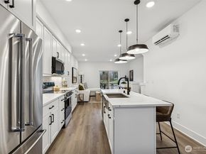 1192 Waterfall Way SE 1803, North Bend WA 98045