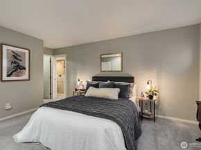 2420 8th Avenue N 201, Seattle WA 98109