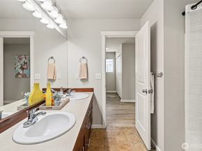 1051 42nd Court NE, Auburn WA 98002