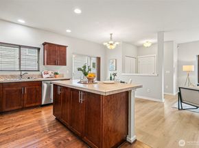 1051 42nd Court NE, Auburn WA 98002