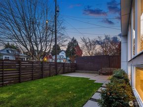 7002 23rd Avenue NW, Seattle WA 98117