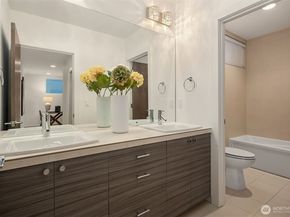 7002 23rd Avenue NW, Seattle WA 98117