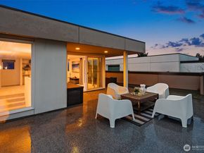 7002 23rd Avenue NW, Seattle WA 98117