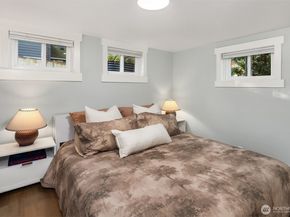 403 NE 94th Street, Seattle WA 98115