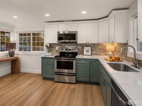 403 NE 94th Street, Seattle WA 98115