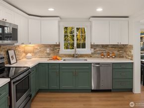 403 NE 94th Street, Seattle WA 98115