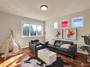 4563 162nd Lane SE, Bellevue WA 98006