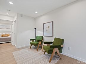 11229 Greenwood Avenue N B, Seattle WA 98133