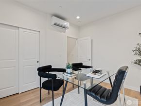 11229 Greenwood Avenue N B, Seattle WA 98133