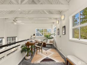 3560 Campbell Street NE, Bainbridge Island WA 98110