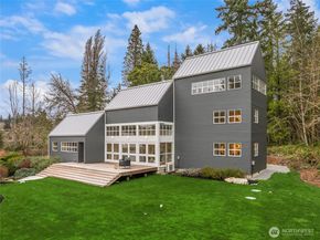 3560 Campbell Street NE, Bainbridge Island WA 98110