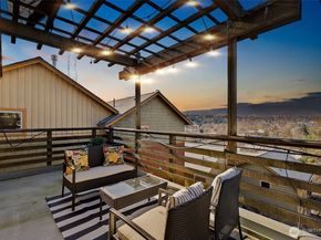 3824 Evanston Avenue N 6, Seattle WA 98103