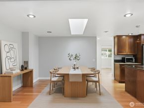 6006 105th Ave NE, Kirkland WA 98033