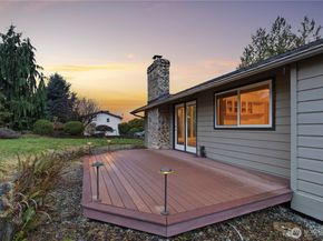 6006 105th Ave NE, Kirkland WA 98033