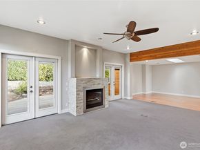 6006 105th Ave NE, Kirkland WA 98033