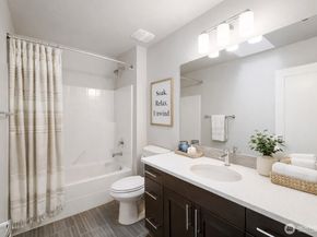 20702 93rd Place S 3, Kent WA 98031