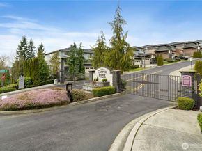 20702 93rd Place S 3, Kent WA 98031