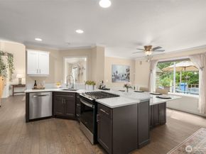 10202 7th Place SE, Lake Stevens WA 98258